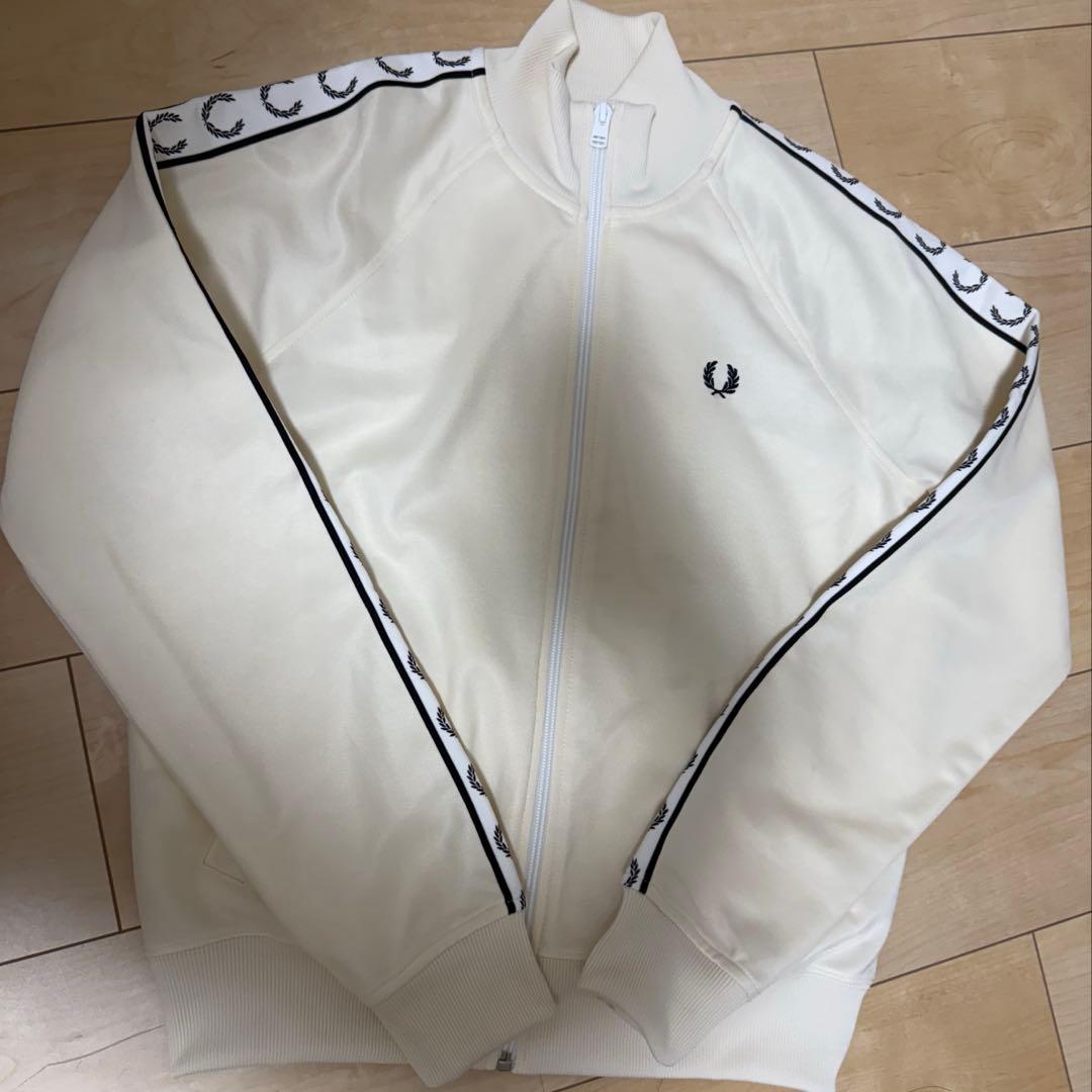 FRED PERRY/フレッドペリー　トラックジャケット