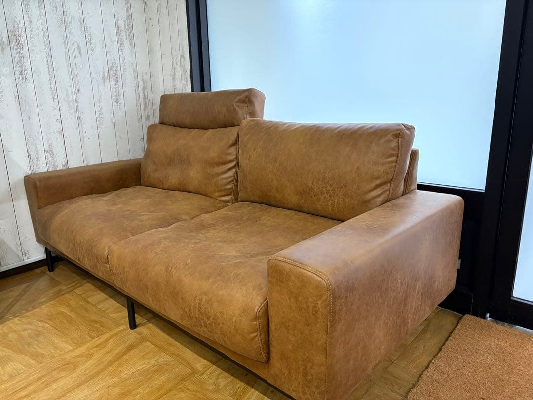 関家具　2.5人掛けソファ　ヘッドレスト付　クラッシュゲート　プルート