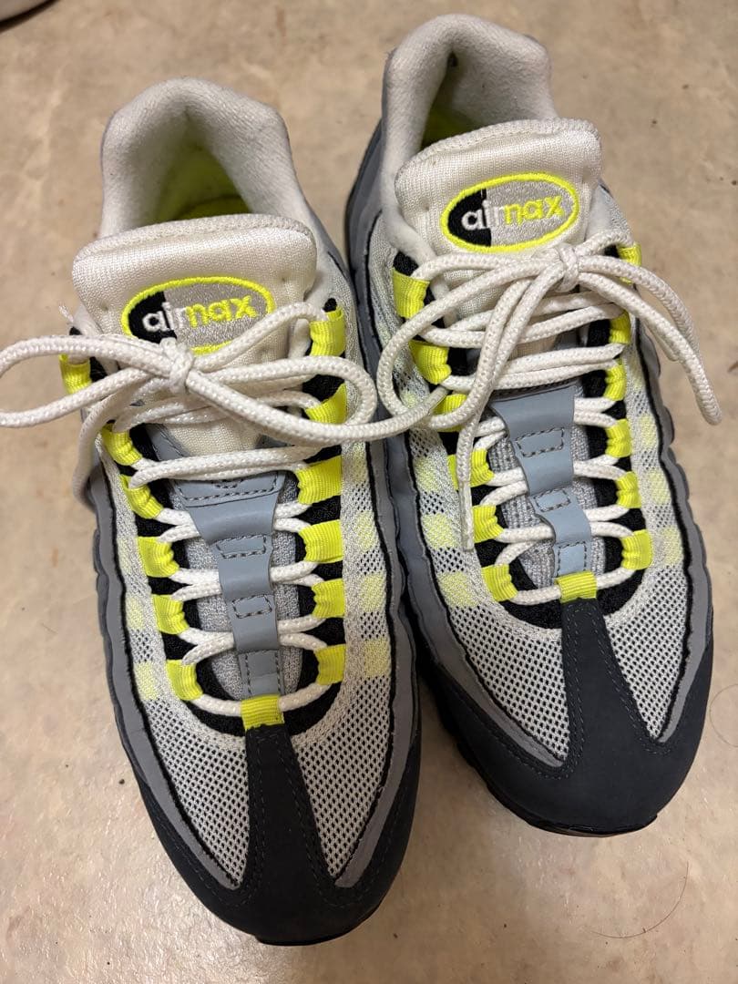 美品　Nike Air Max 95 イエローグラデーション