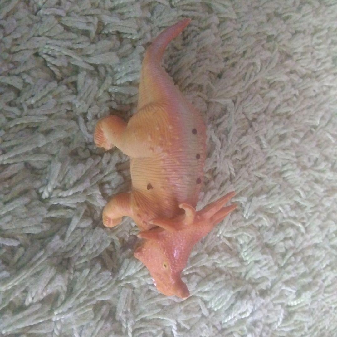 よく分からん恐竜