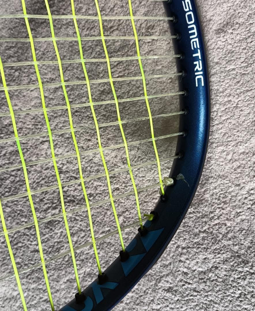 ヨネックス　EZONE98 グリップサイズ3　(値下げしました）