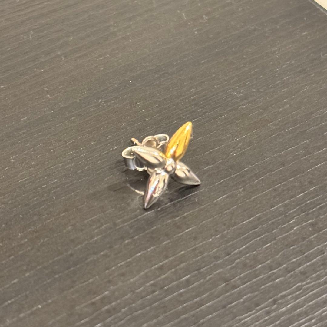 VUITTON ピアス 片耳