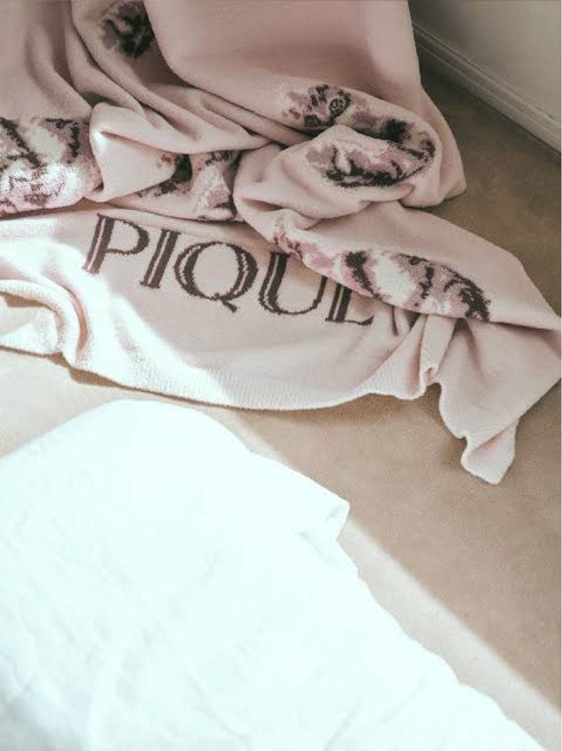 新品 gelato pique【cat】ジャガードマルチカバー