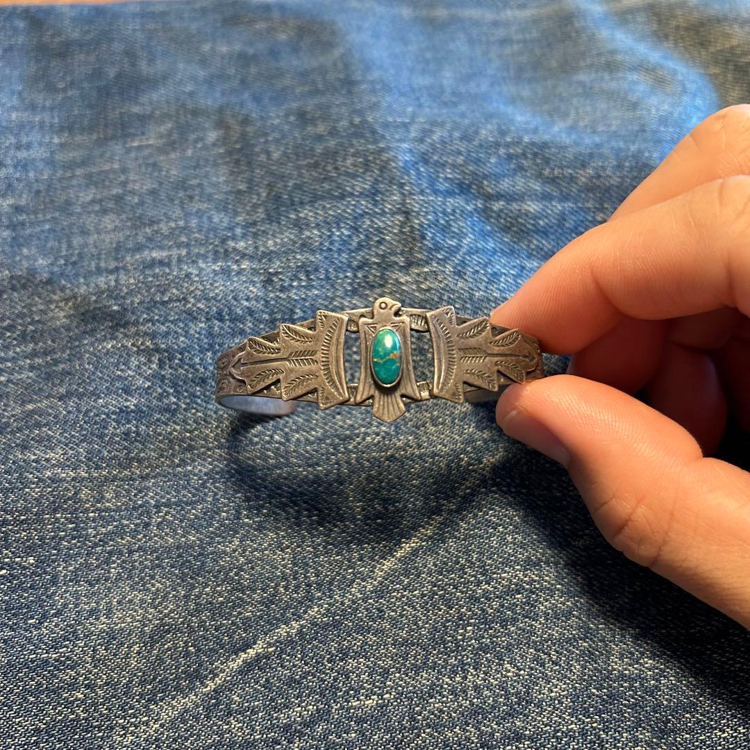 ナバホ族 ビンテージ バングル 40年代 サンダーバード 鳥 ターコイズ