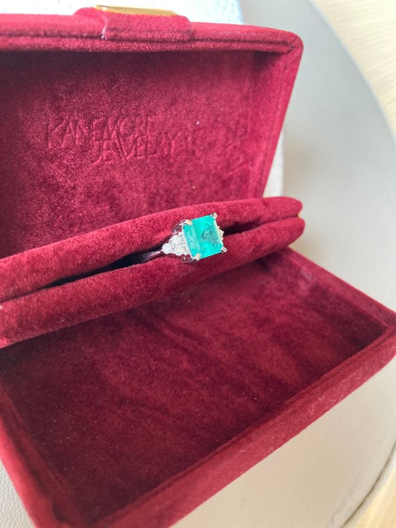 エメラルド指輪