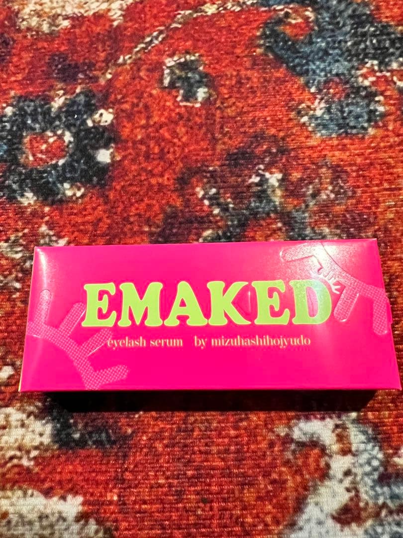 EMAKED まつ毛美容液 1箱