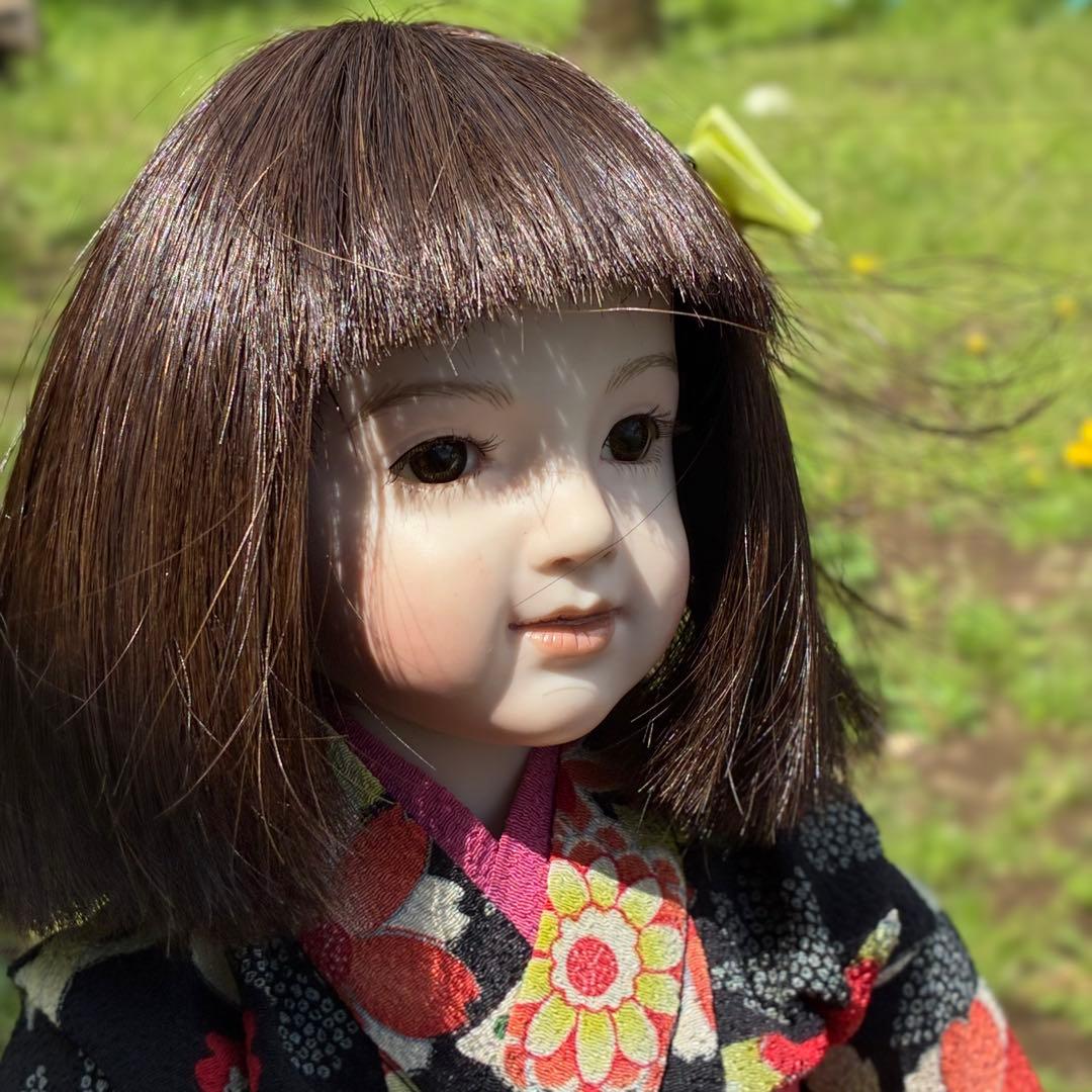 三輪輝子　市松人形