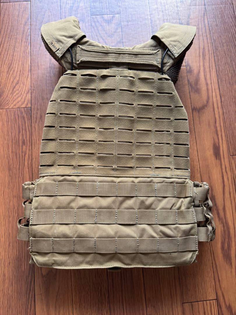 個人装備 5.11 TacTec