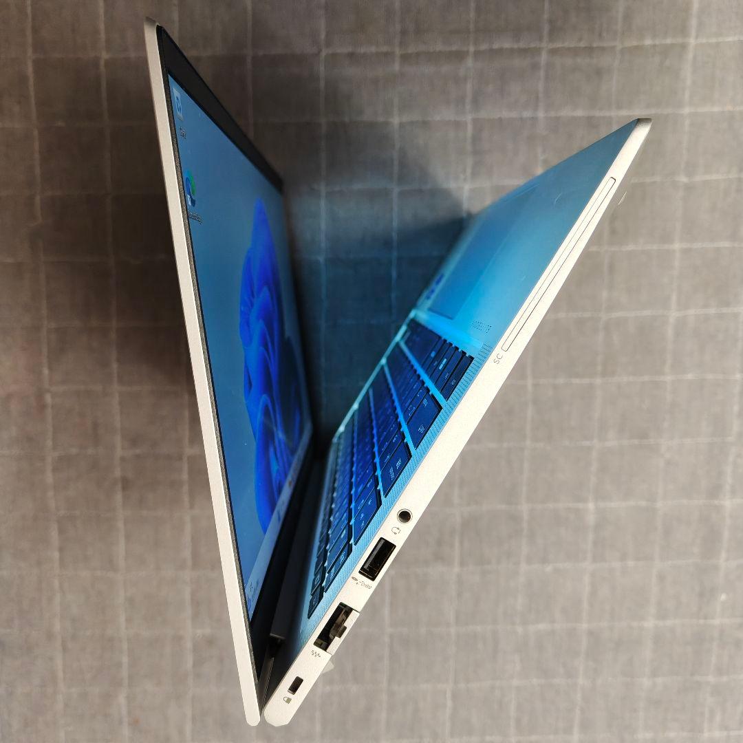 2024年7月 HP 超美品 爆速 13世代 i5 16GB 512GB 67