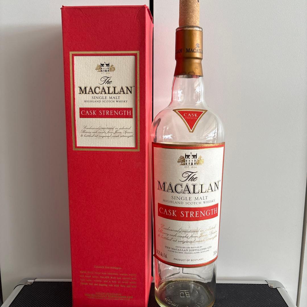 まさまさ太郎 マッカラン　Cask Strength 空き瓶　空箱