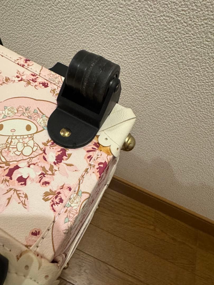 マイメロ　トランク　キャリーケース　リズメロ　リズリサ　サンリオ