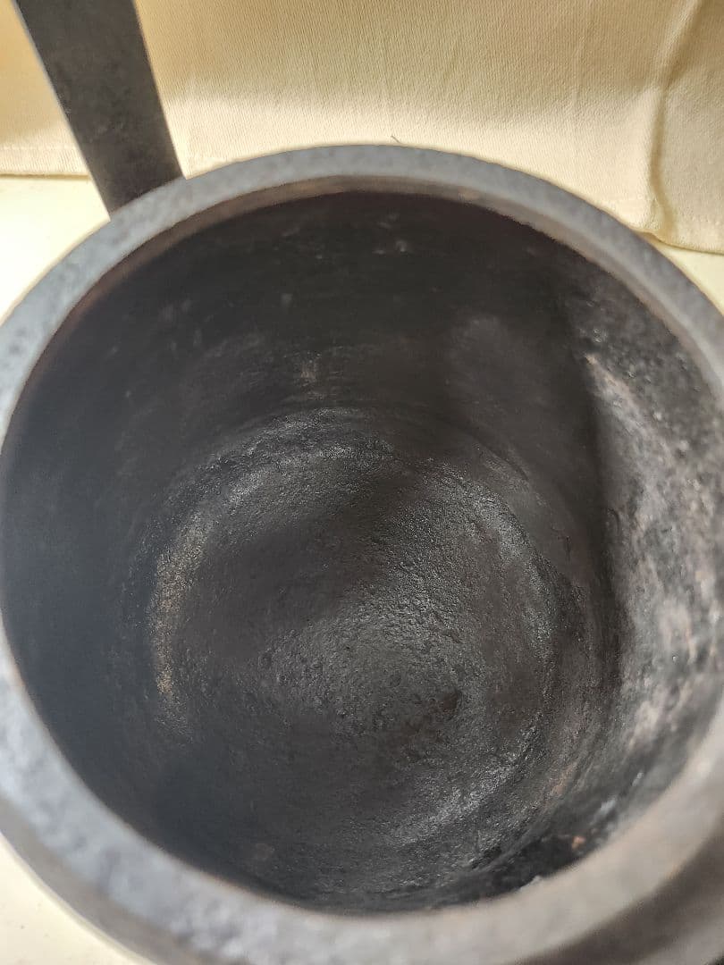 ■D■ 虎山工房　鉄瓶UD-8　1.2リットル／UD-8