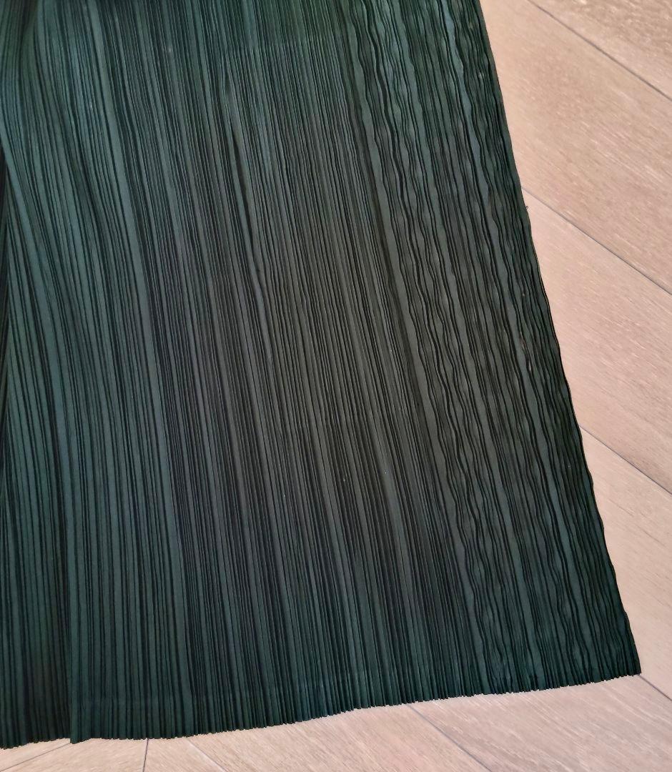 ISSEY MIYAKE FETE スケールプリーツコート 2