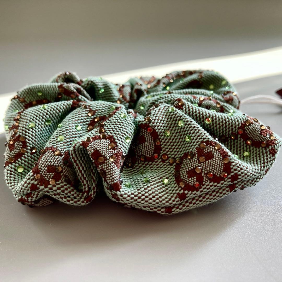 希少 新品 未使用 GUCCI グッチ シュシュ ヘアゴム GG ラインストーン