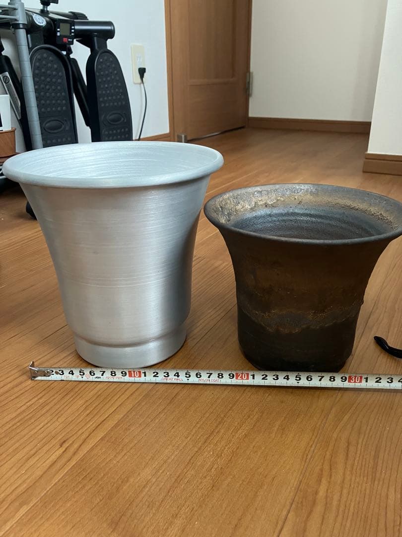 大きめ鉢　2点