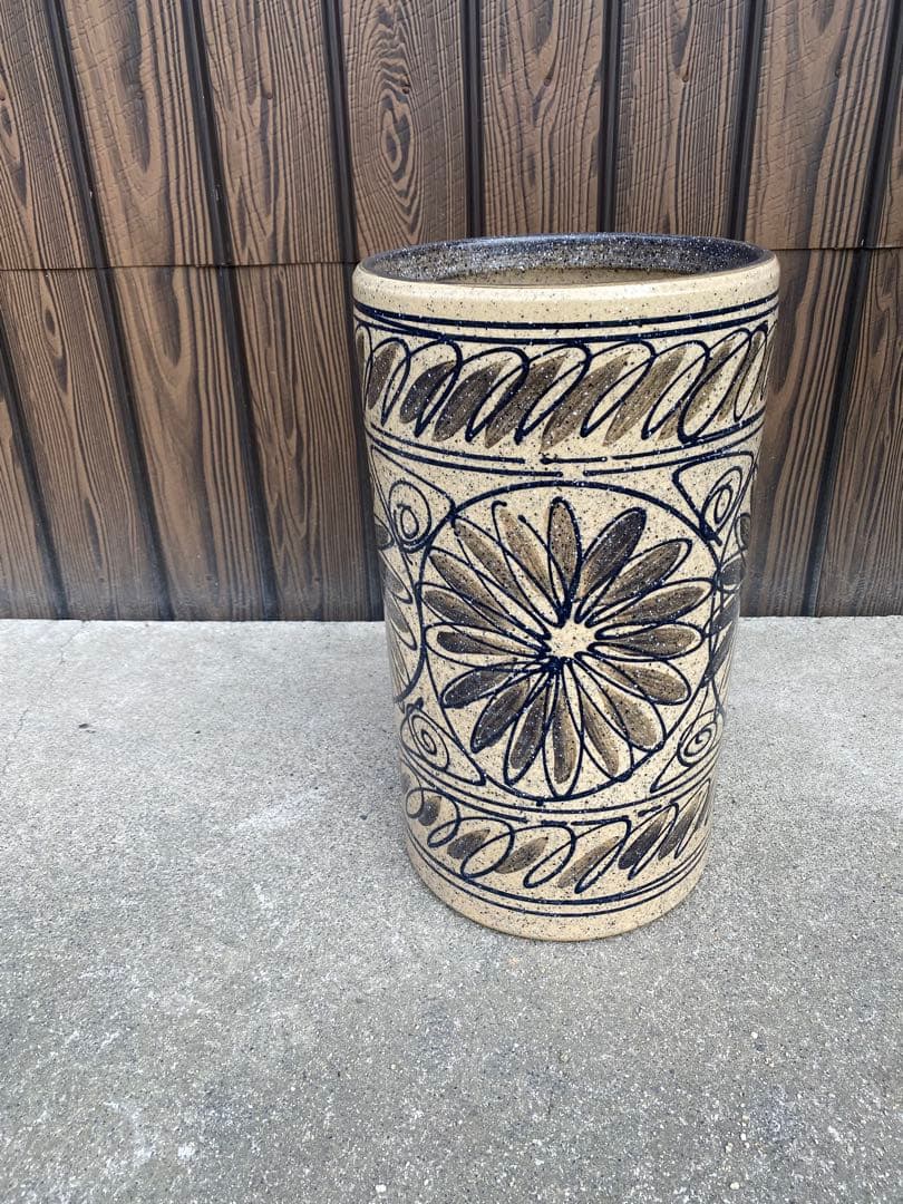 陶器製　傘立て