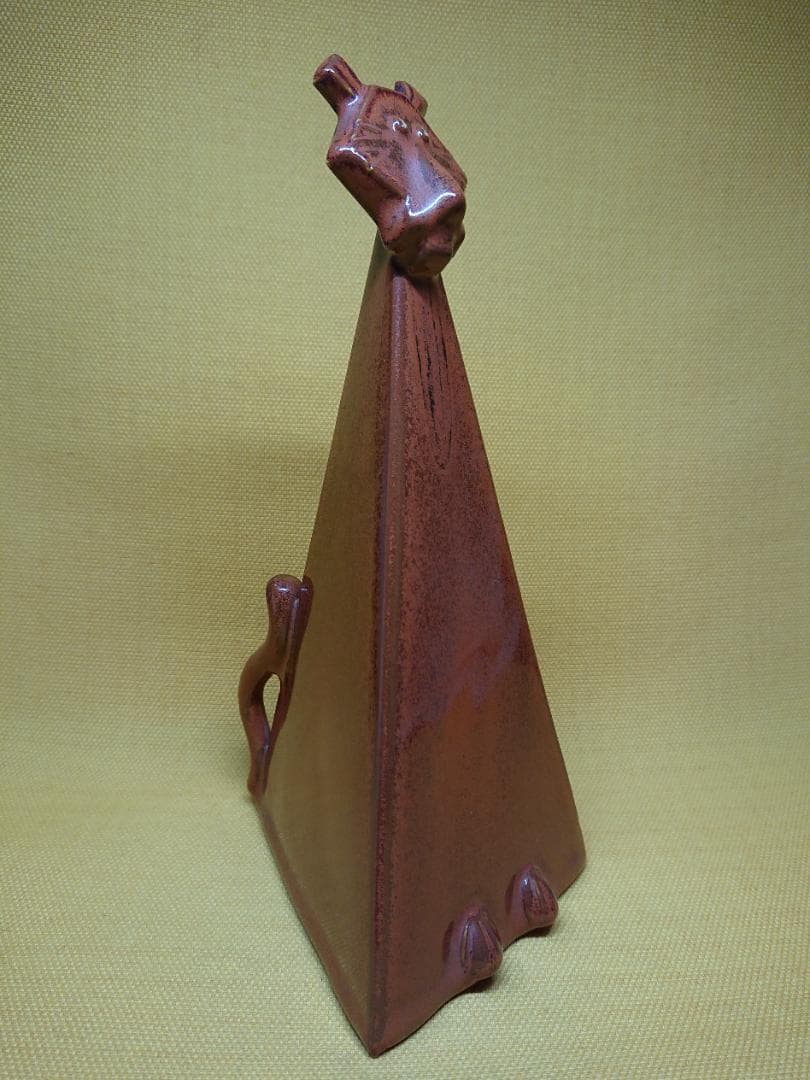 トラ　虎　陶器　オブジェ　置物　インテリア　工芸品　美術品　A1716