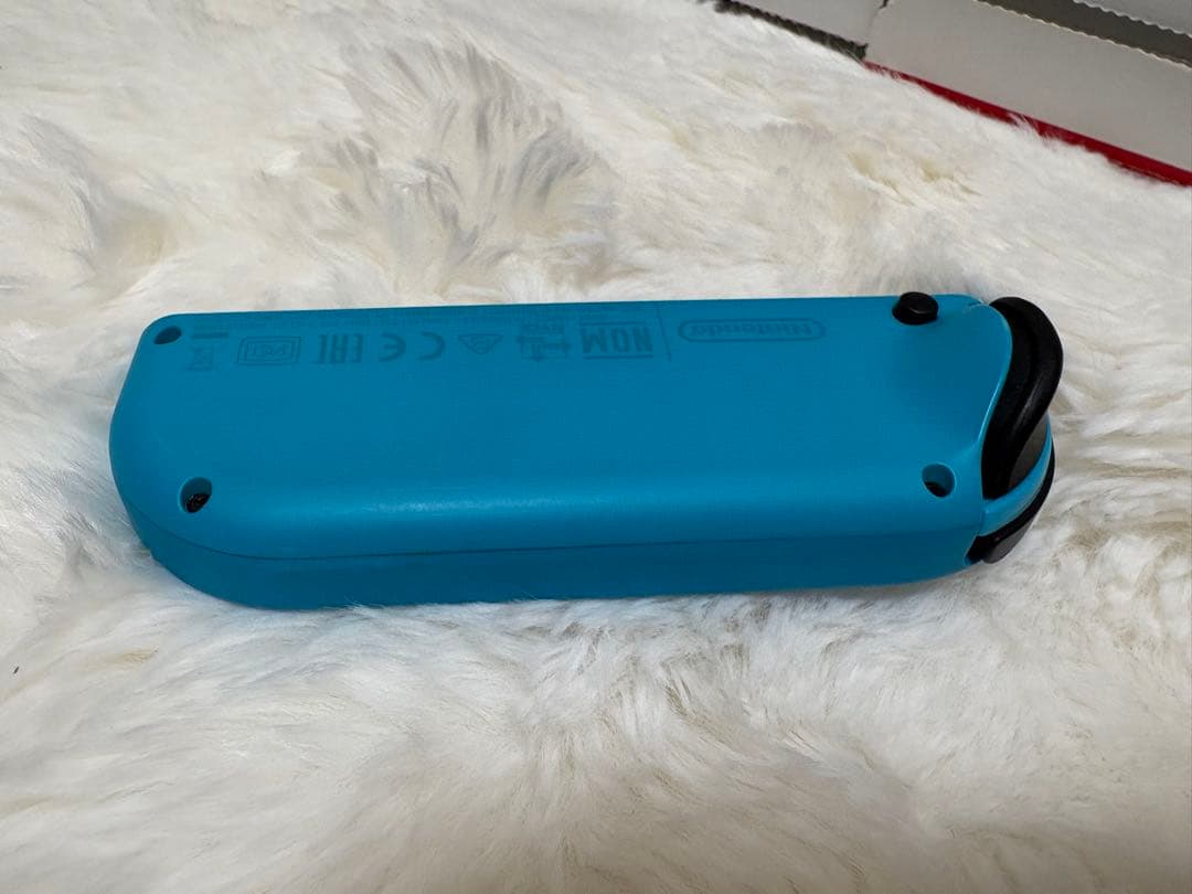 世*A様 Nintendo Switch 本体