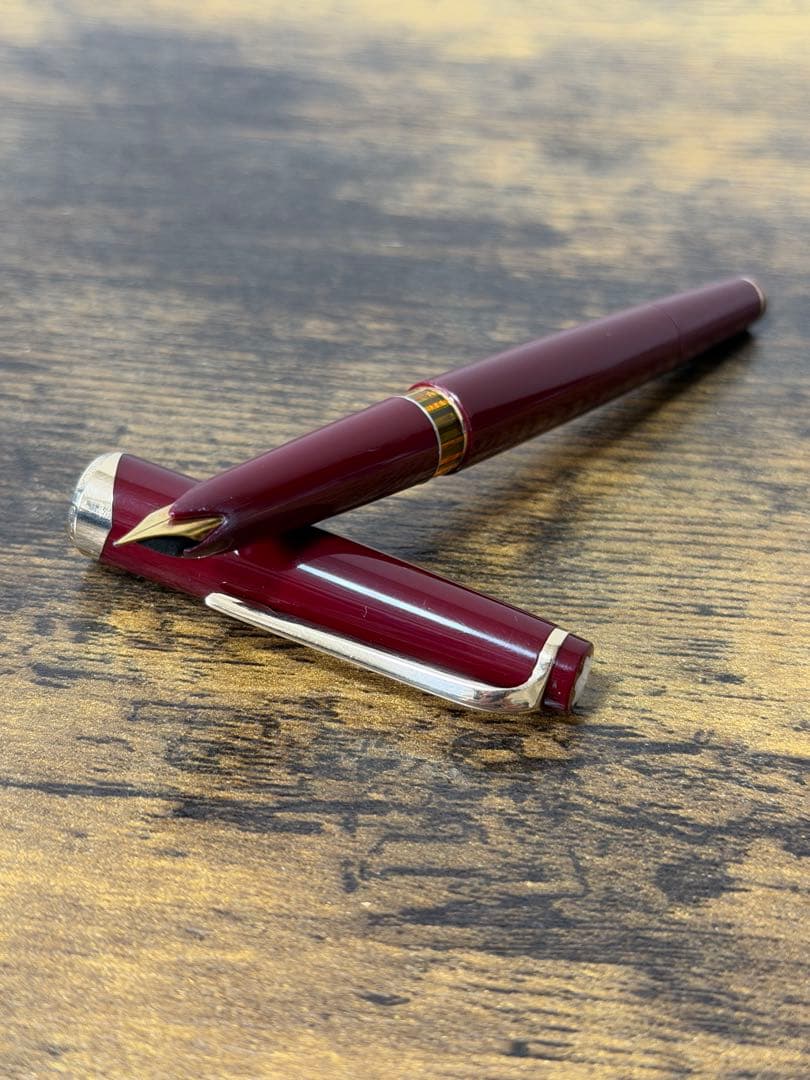 筆記確認＆洗浄済　1960年代　12 ボルドー　モンブラン　万年筆 18金　F