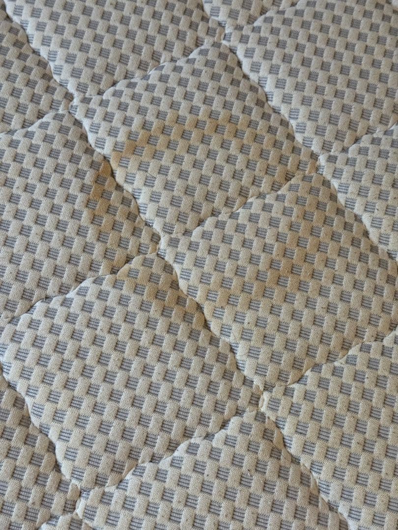 【本日限り】シモンズマットレスダブル/25cm・ベッドフレーム付