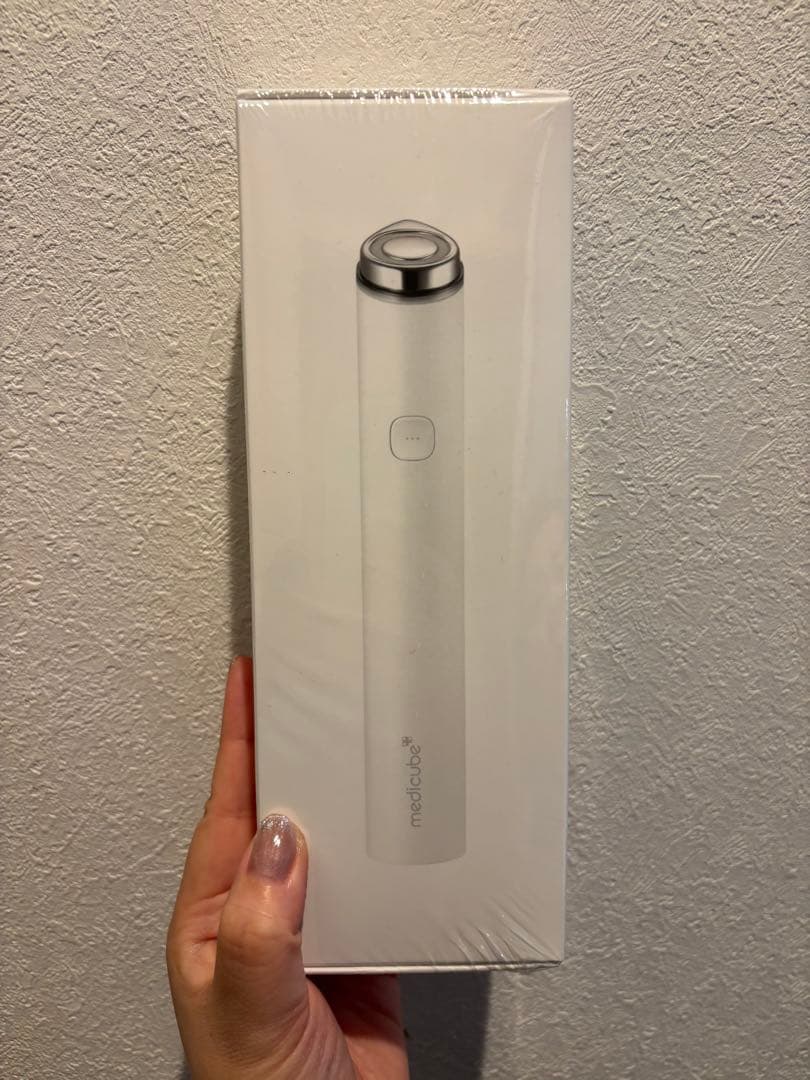 medicube AGE-R BOOSTER PRO MINI ホワイト