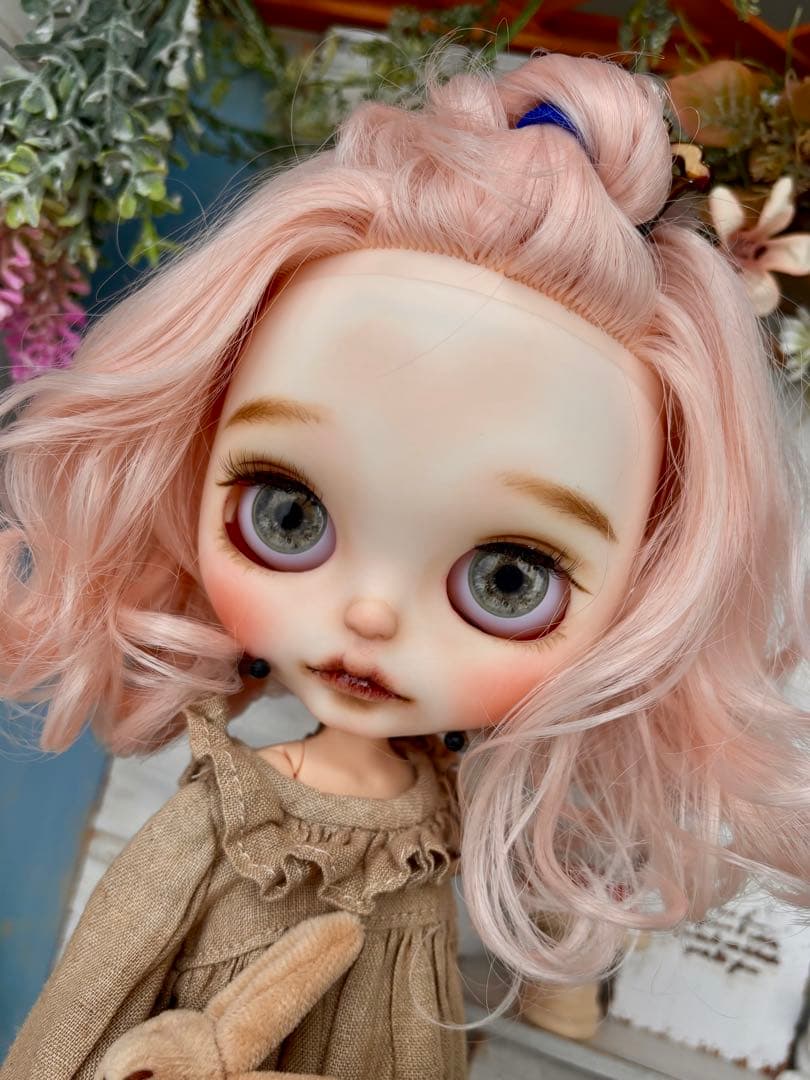 限定価格　カスタムアイシードール　ネオサイズ　白肌　ベージュピンク