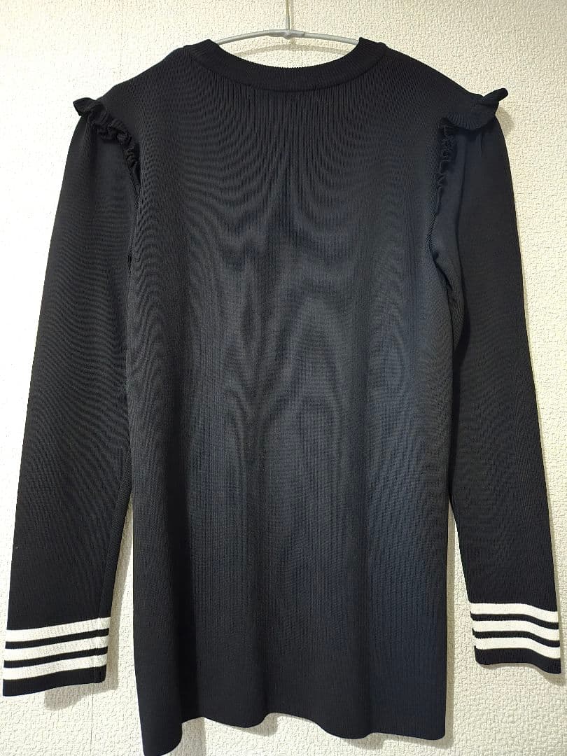 ボーダーズアットバルコニー 肩フリル レーヨンニット