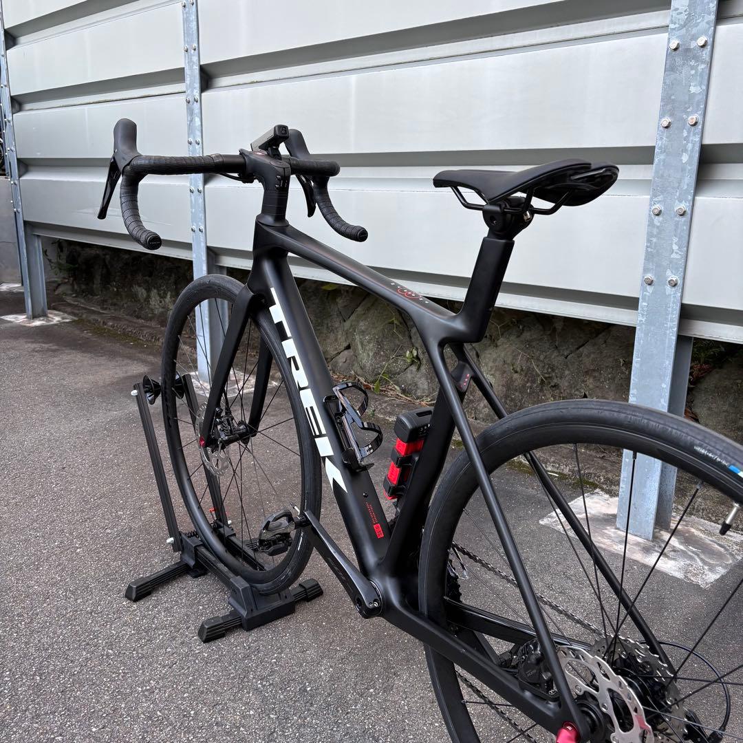 【美品】TREK Madone SL5 Gen8 SHIMANO 105 M