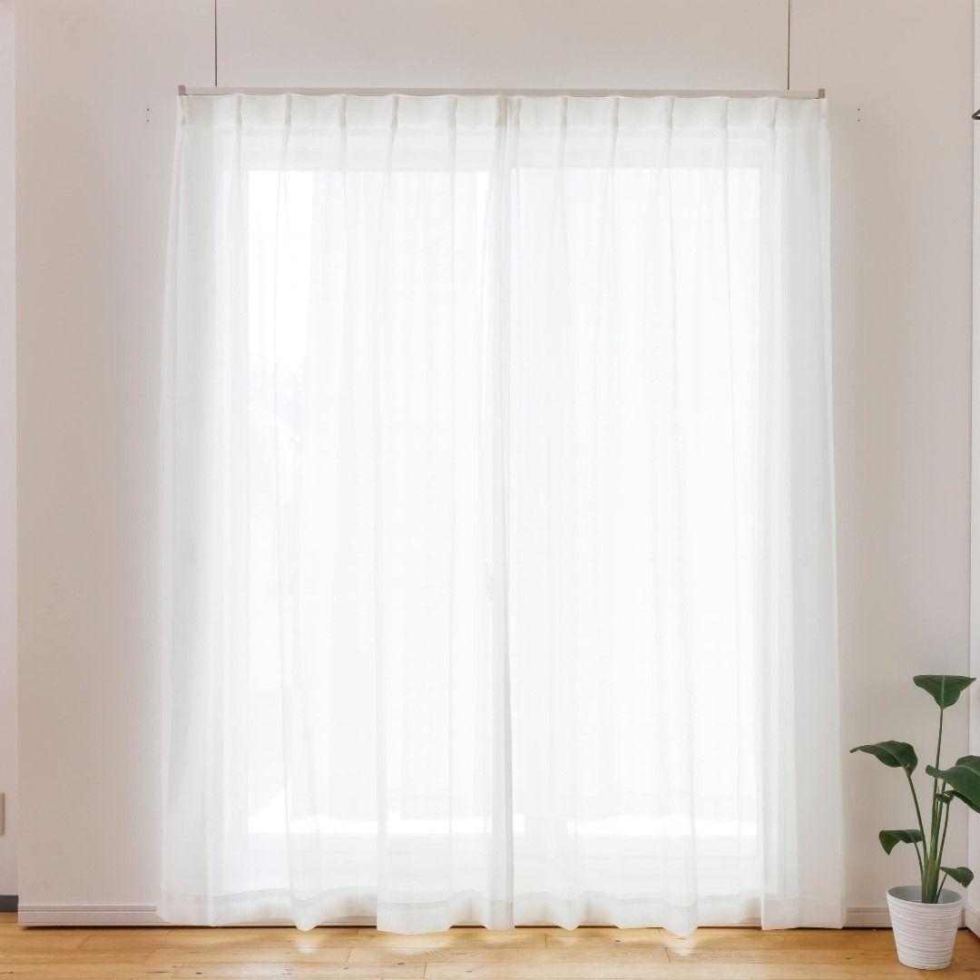 ホワイトシンプルカーテン