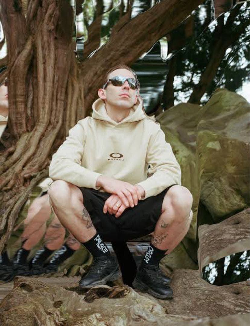 palace×Oakley コラボフーディ パーカー クリーム サンド Sサイズ