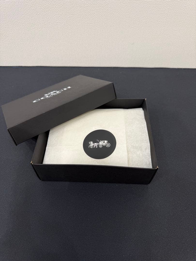 【新品未使用品】COACH 三つ折り財布 ソフトピンク