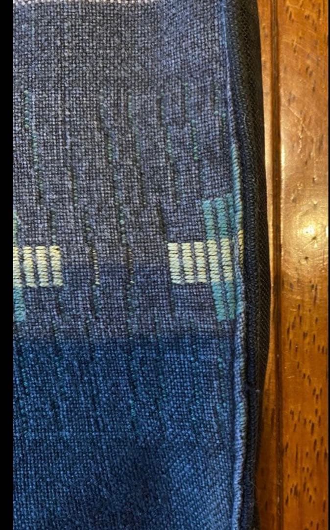 フィリピン　イカットラグ　厚４mm アンティーク　手織り・自然染料手染め　レア
