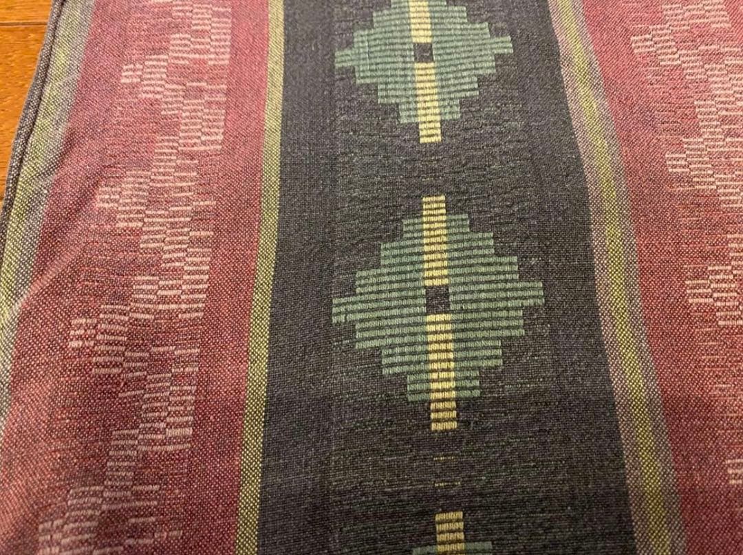 フィリピン　イカットラグ　厚４mm アンティーク　手織り・自然染料手染め　レア