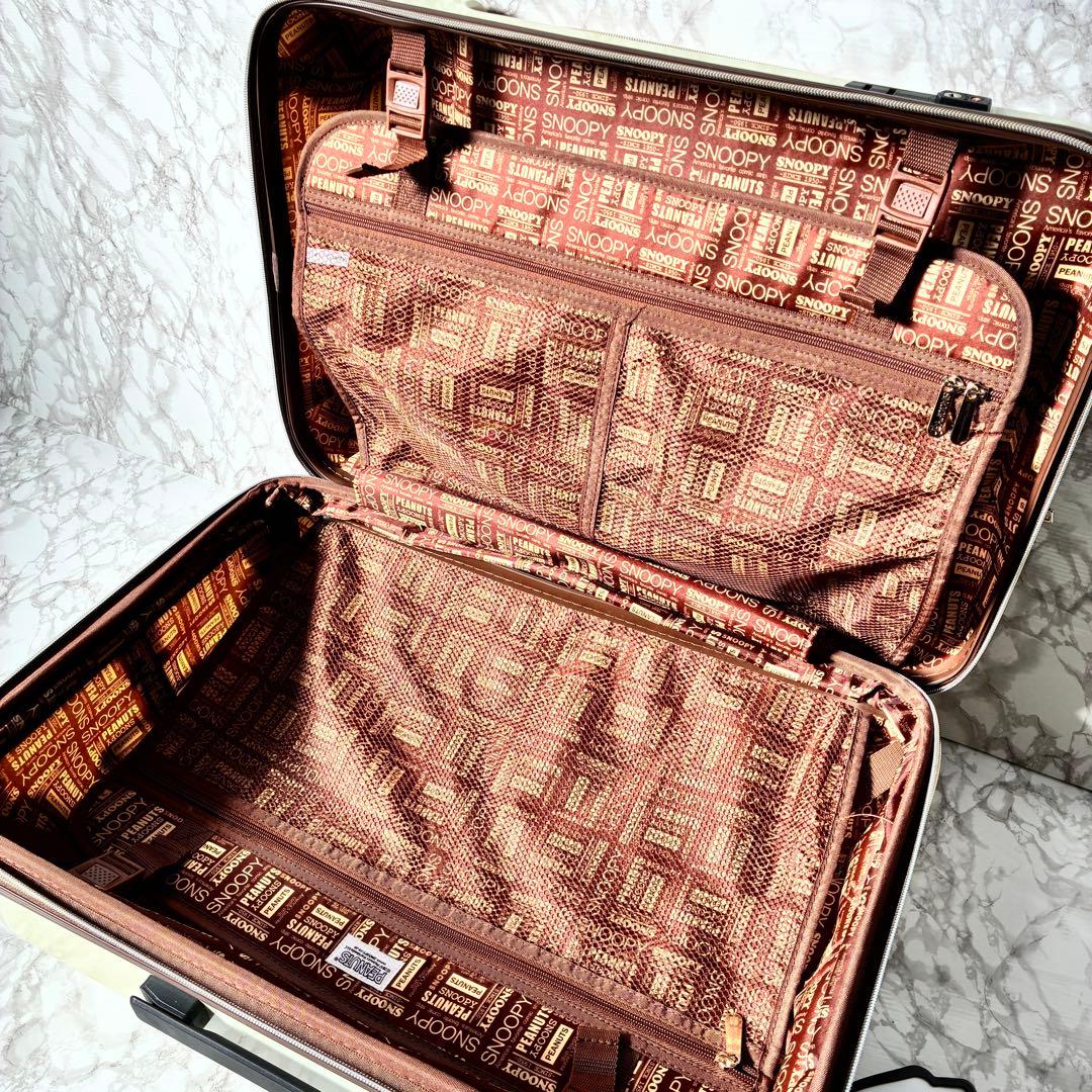 大人気★PEANUTS スヌーピー　キャリーケース Ｍ