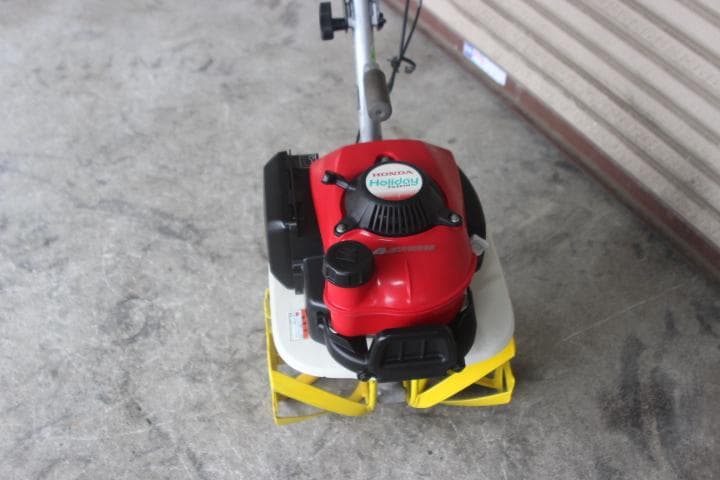 管理機・耕運機　ホンダ　ホリデー　FG201　自宅発送可　草取りなど　A9173