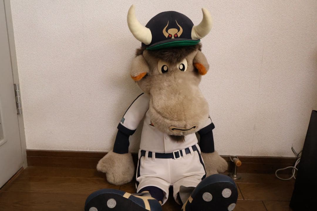 近鉄バッファローズ　マスコット　バッフィー 製造終了　レア