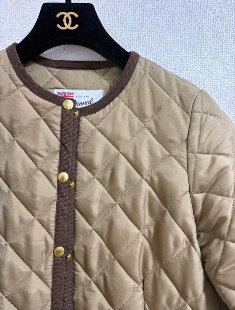 トラディショナルウェザーウェア　キルティングコート　ベージュ