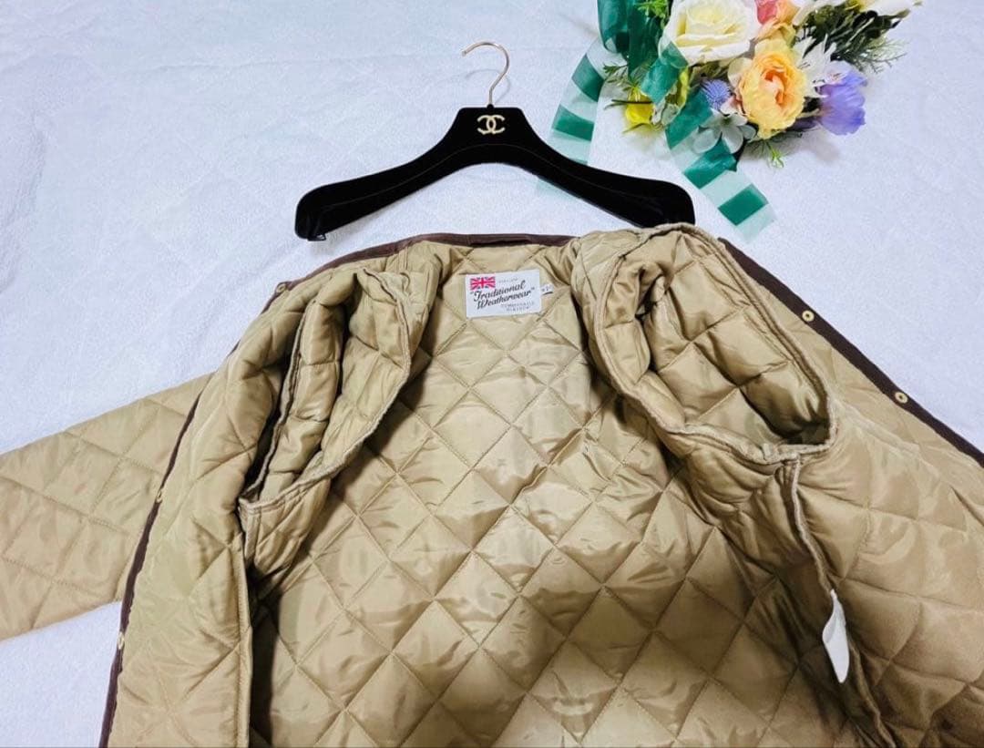 トラディショナルウェザーウェア　キルティングコート　ベージュ
