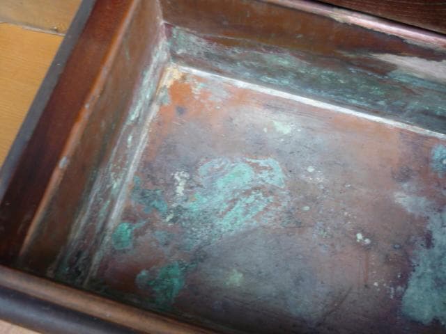 長火鉢（関東火鉢）ケヤキ材　火箸・十能（灰ならし）・猫板付き