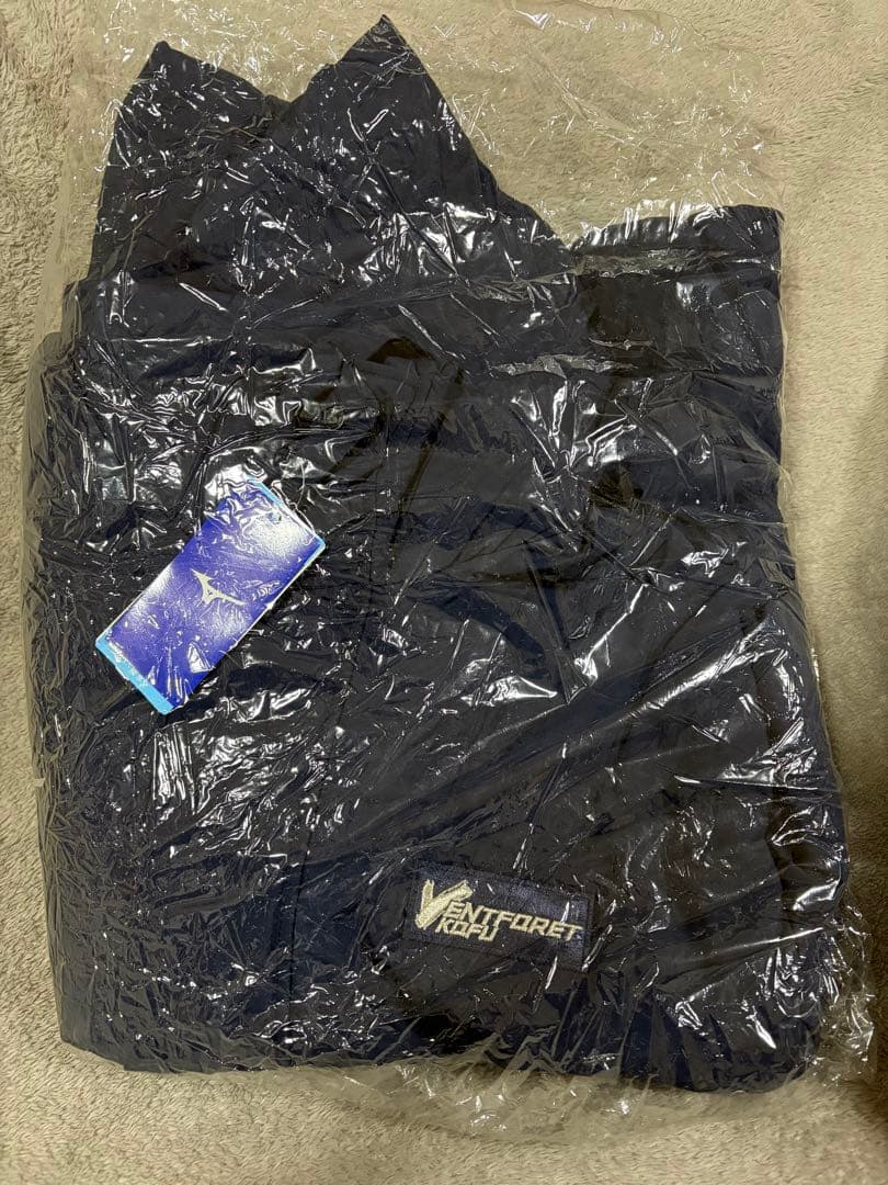 ヴァンフォーレ甲府　Mizuno フード付きネイビーベンチコート