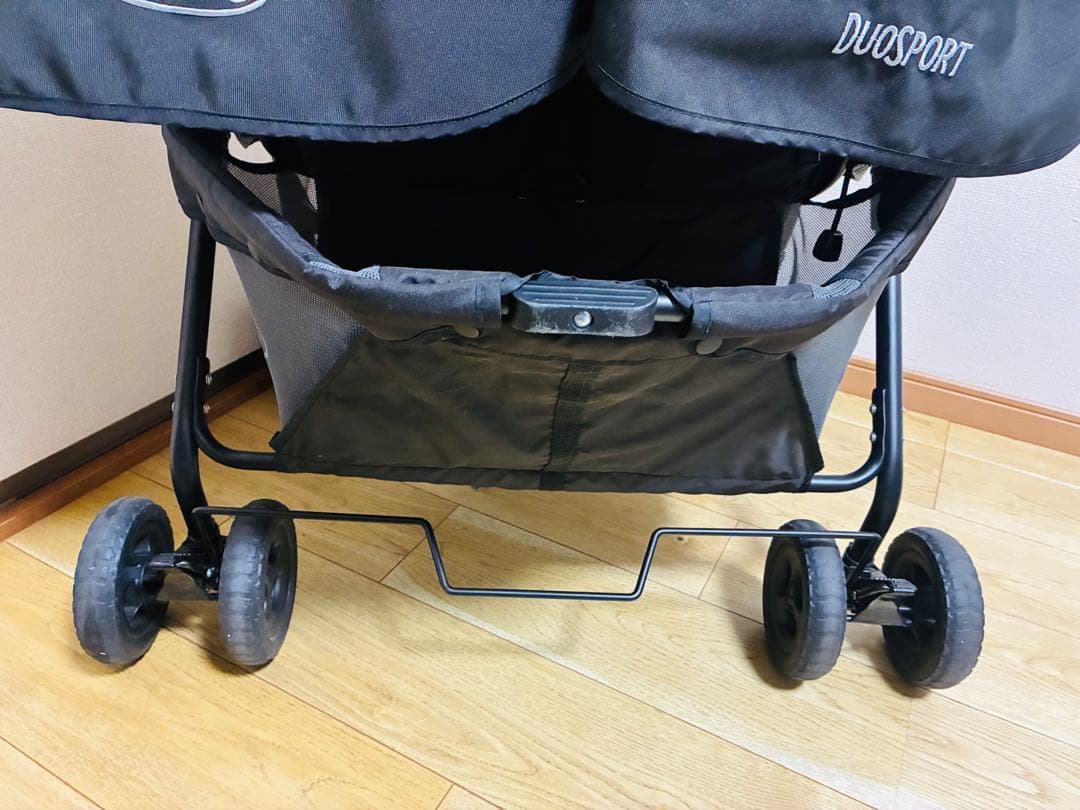 グレコ　デュオスポーツ2人乗りベビーカー