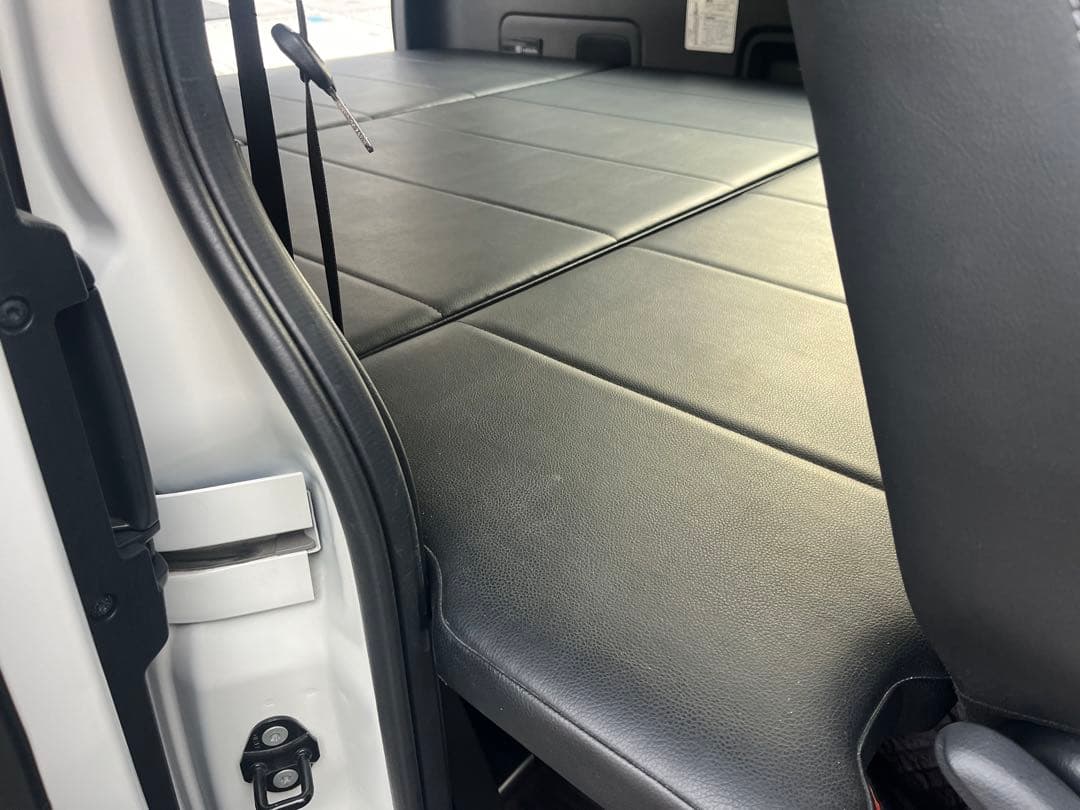 ハイエース　ユーアイビークル　スライドフロア　PJ