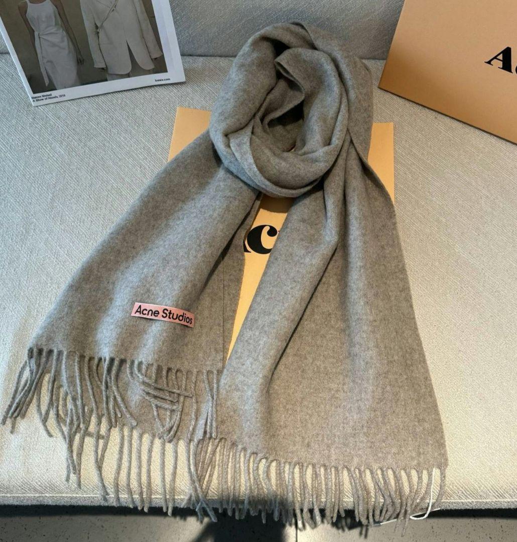 Acne Studios グレー　フリンジマフラー　ストール