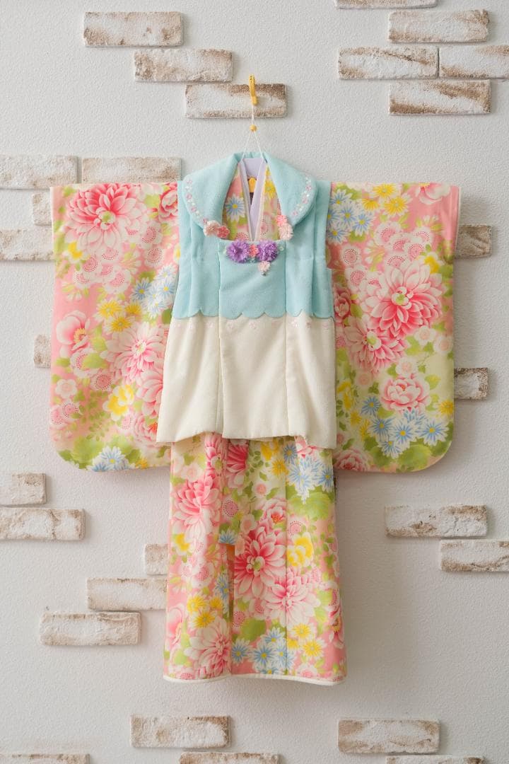 3歳　七五三　花柄 着物　乙葉