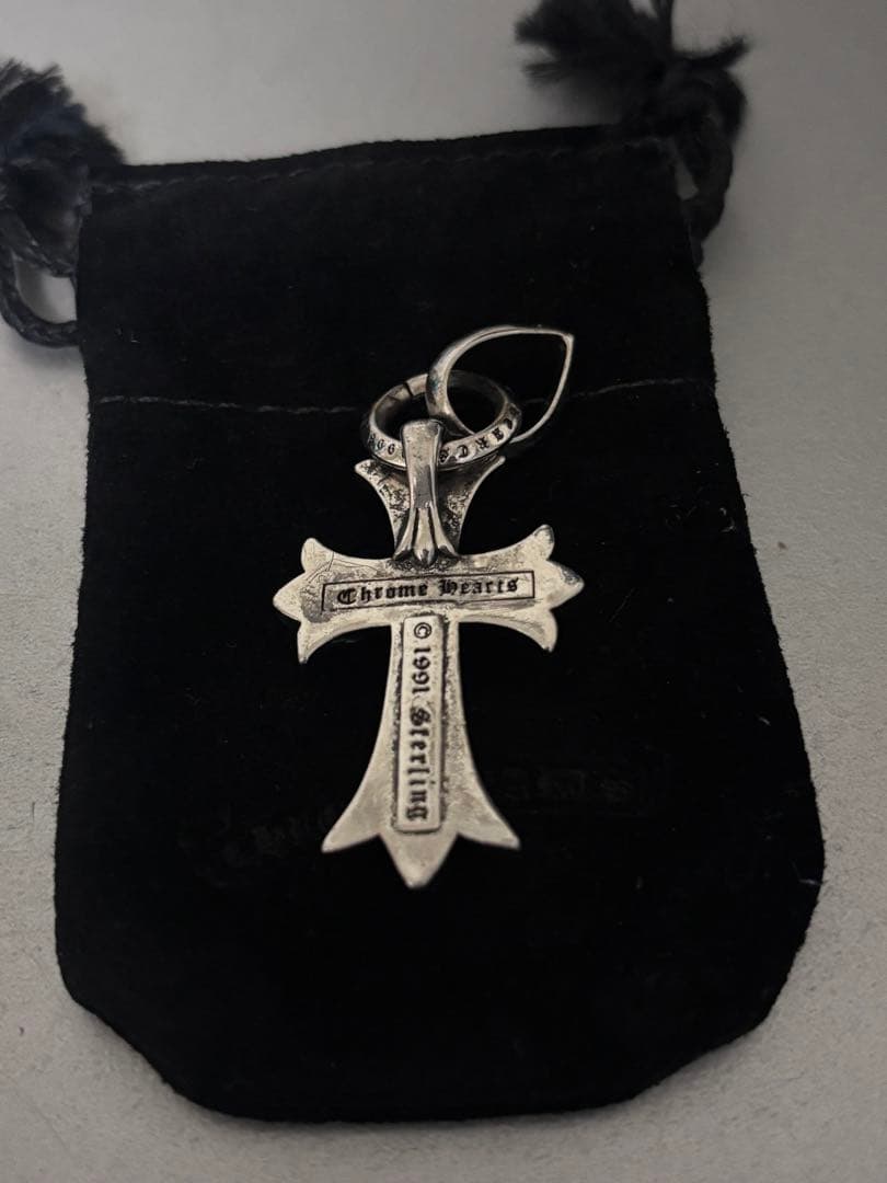 クロムハーツ　シルバー クロスネックレス スモールクロス　ペーパーチェーン