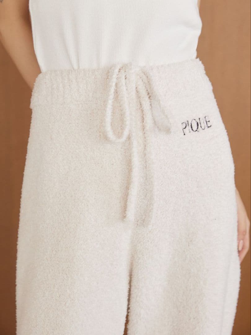 メランジストロベリージャガードプルオーバー 刺繍ロングパンツセット