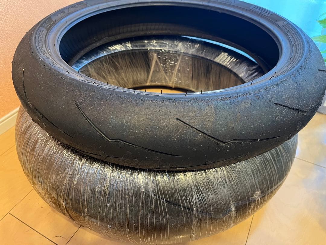 ピレリ スーパーコルサ V3 前後セット 17インチ 120・180