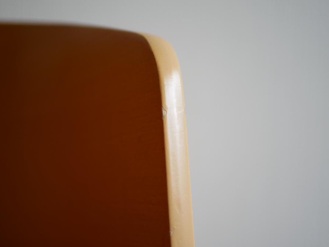 ナチュラルウッド アームレスト付きチェア　椅子