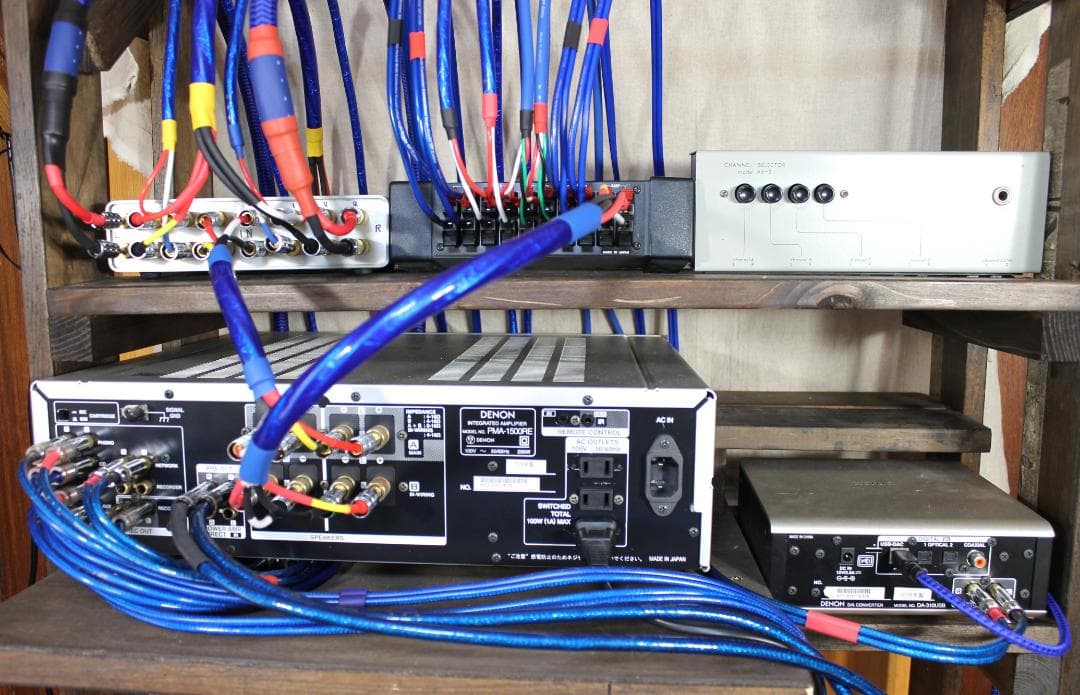 わたる　5500α　ZONOTONE　1.8m2本　2出力4入力用です。