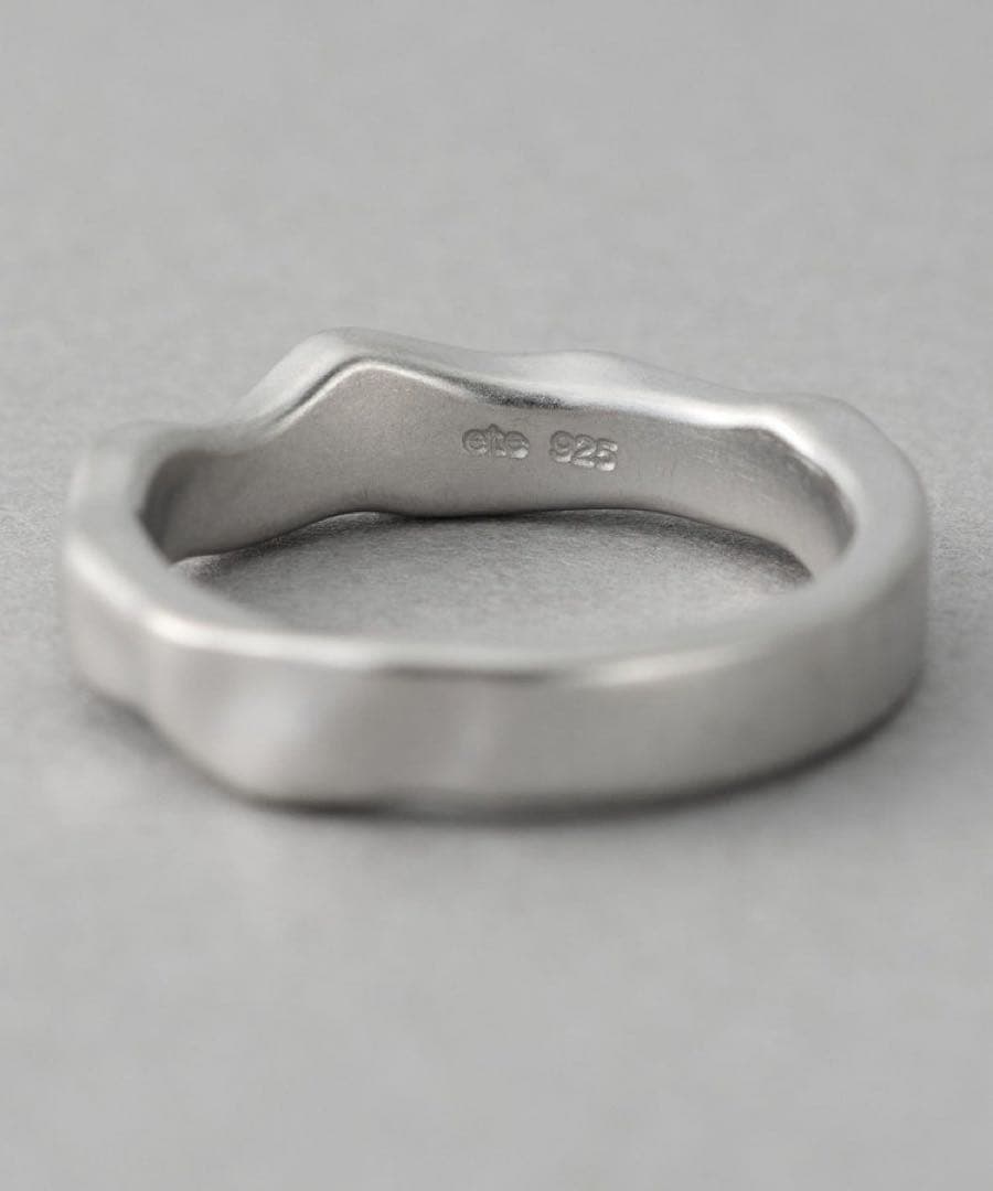 ete [ニード] リング現行品美品